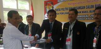 Pasangan “Aine” Mendaftar di KPU Nias Barat