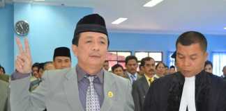 Kadis Pendidikan Nias Mestinya Berani Ambil Tanggung Jawab