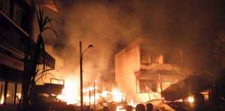 Ruko Hangus Terbakar di Afilaza