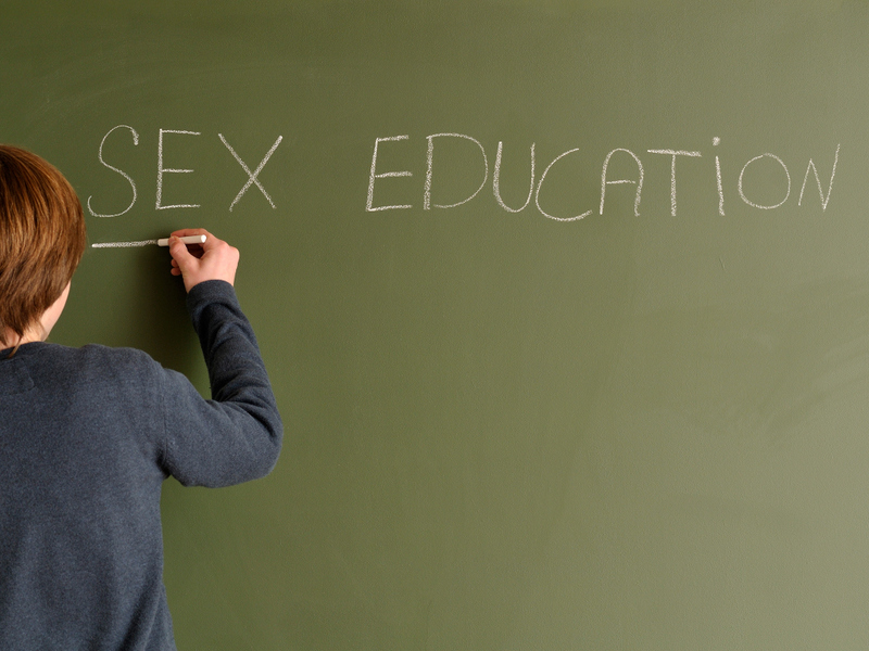 Mengenalkan Pendidikan Seks kepada Anak Sejak Dini