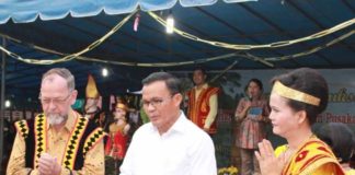 Nilai Budaya Hilang, Seks Bebas dan Judi Berkembang