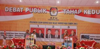 “Fa’atulö” dan “Saro” Janjikan Pendidikan Gratis, “Hebat” Tak Hadir