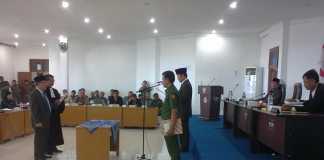 Mesakhi Zebua Dilantik Jadi Anggota DPRD Nias Barat