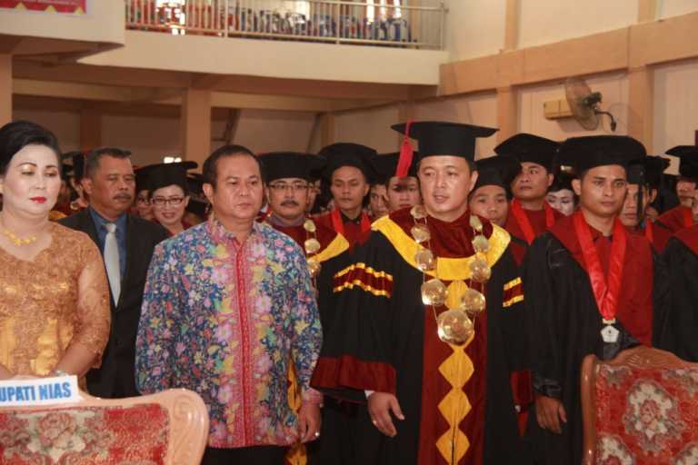 Sarjana Alumni STIE Pembnas Nias Didorong Menjadi Wiraswasta