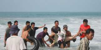 Digulung Ombak Saat Memancing, Fa’atulö Bu’ulölö Tewas