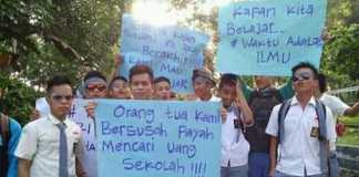 Menggugah Kesungguhan Mengajar Para Guru di Nias