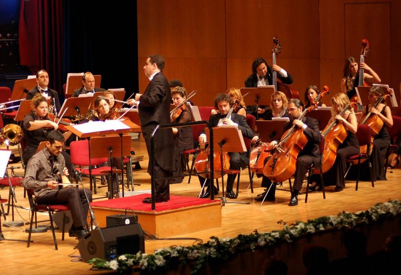 Membangun ”Ruang Orkestra” di Nias