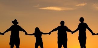 Menggugat Keagamaan dalam Keindonesiaan Kita