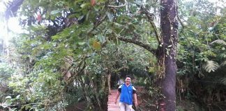 Potret Kekompakan Antarwarga ala Desa Fadoro Yöu