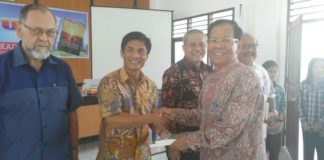 Saya Bukanlah Seorang Penulis, Hanya Ingin Berbagi…