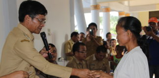 Dinas Dukcapil Nias Selatan Beri Pelayanan Jemput Bola