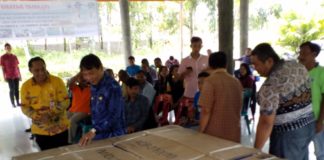 8 Kelompok Pengolah Ikan dan Pemasar Nias Utara Terima Bantuan KKP