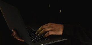 Melestarikan atau Mengembangkan Bahasa Nias? Untuk Siapa dan Bagaimana?