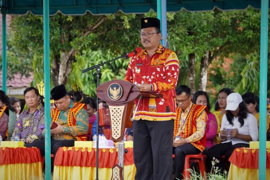 Wakil Bupati Nias Selatan Pimpin Upacara Hardiknas 2023