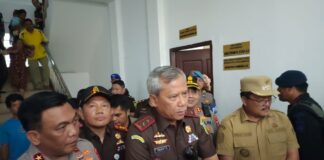 Kajati Sumut Bersama Kapolda Turun Ke Nisel Damaikan Erlina Zebua dan Sowanolo Laia