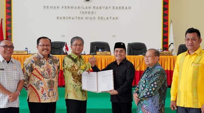 Lewat Paripurna, DPRD Nias Selatan Tetapkan Ranperda APBD Tahun 2024