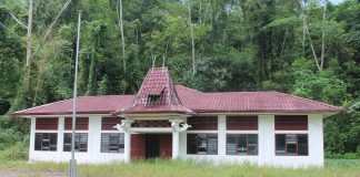 Bangunan Kantor Camat Gunungsitoli Selatan Sudah Lama Telantar